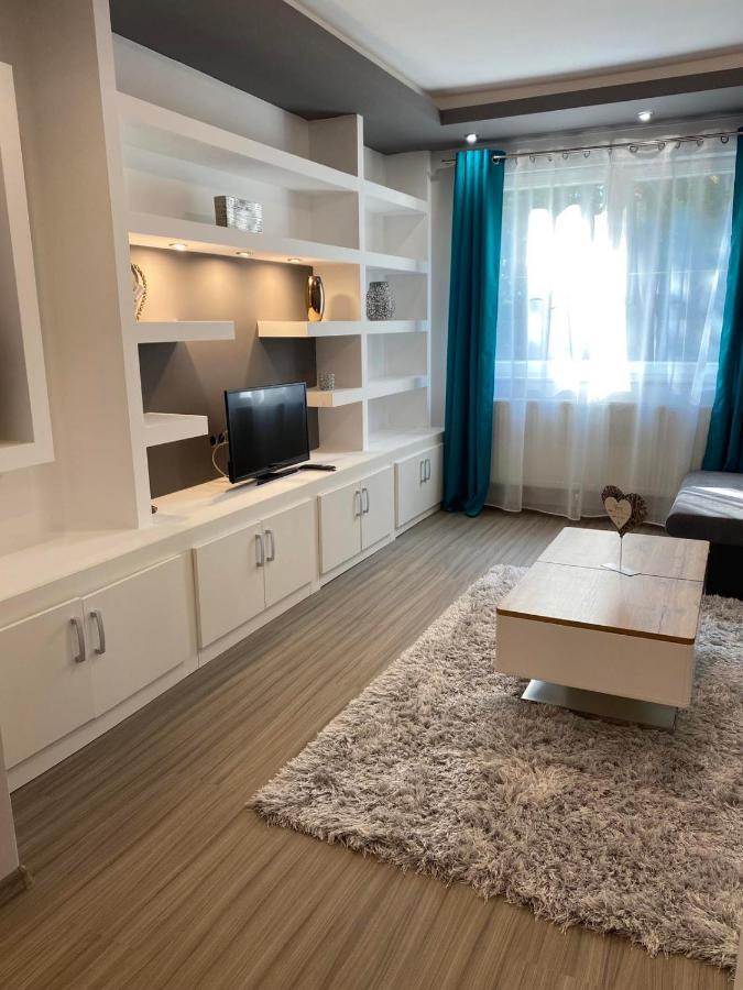 Gabrielle2 Apartman Debrecen Dış mekan fotoğraf