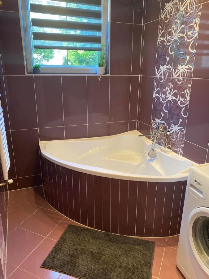 Gabrielle2 Apartman Debrecen Dış mekan fotoğraf